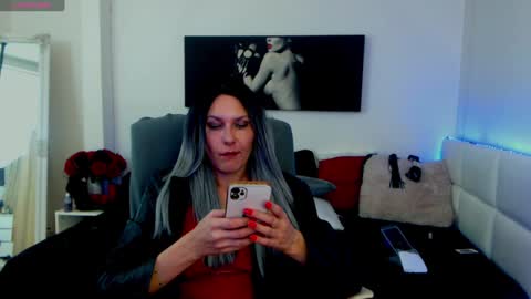 MistressEvelyn  online show from January 20, 12:28 pm