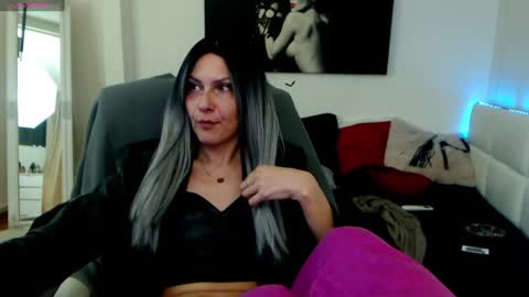 MistressEvelyn  online show from January 28, 10:45 am