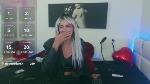 MistressEvelyn  online show from September 13, 6:51 pm