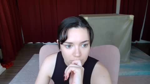 Snapshot of mistressjuniper chatting on February 9, 4:33 pm Mistress June online show from February 9, 4:33 pm
