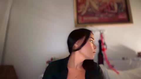 Snapshot of mistresslavinia_ chatting on January 5, 7:50 pm only mistresslavinia oficial online show from January 5, 7:50 pm