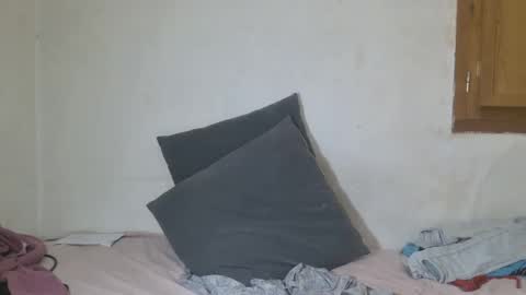 Snapshot of mistressmilly32 chatting on October 29, 9:05 pm mistressmilly32 online show from October 29, 9:05 pm