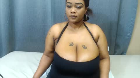 Snapshot of mistressofmelons chatting on July 2, 6:08 am MistressOfMelons online show from July 2, 6:08 am