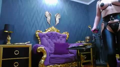 MistressWanda -  online show from August 1, 9:25 pm