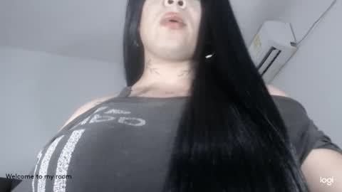 Snapshot of mistressxxalice chatting on April 15, 2:18 am ALICE MADANE online show from April 15, 2:18 am