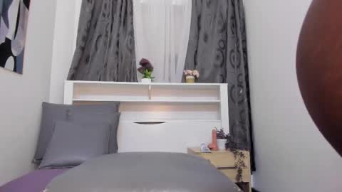 mistt_miaa online show from March 11, 6:25 pm