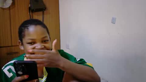 Snapshot of misty_shee chatting on September 28, 6:46 pm misty_shee online show from September 28, 6:46 pm