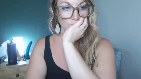 Misty Morgan online show from September 23, 3:20 am
