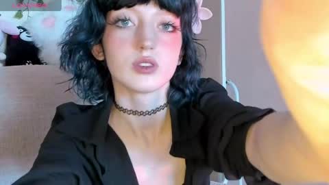 Misty  -  mistymarlow online show from June 7, 12:09 pm