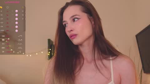 Snapshot of mita_mp4 chatting on January 4, 4:12 am Mita online show from January 4, 4:12 am