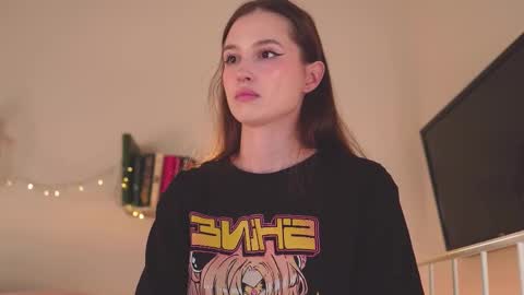 Snapshot of mita_mp4 chatting on February 21, 7:34 am Mita online show from February 21, 7:34 am