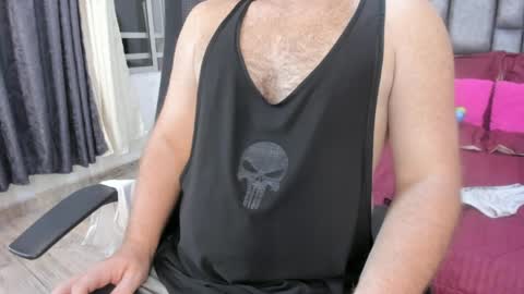 Snapshot of mitchbukanan chatting on April 9, 6:19 am mitchbukanan online show from April 9, 6:19 am