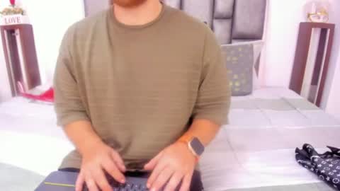mitchbukanan online show from August 5, 2:25 am
