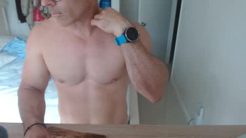 Snapshot of mitcheli chatting on February 20, 3:19 pm Onlyfans online show from February 20, 3:19 pm