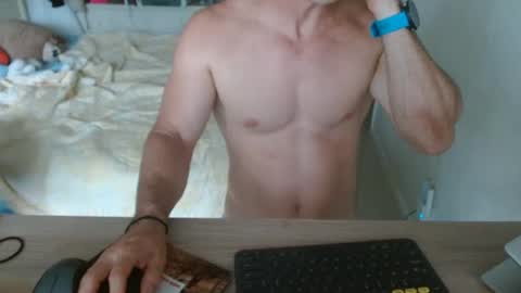 Snapshot of mitcheli chatting on September 9, 7:35 pm Onlyfans online show from September 9, 7:35 pm