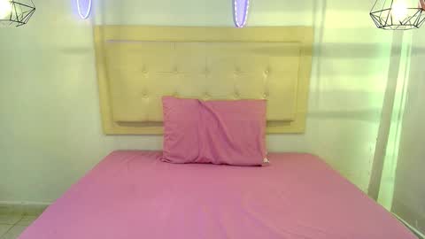 Snapshot of mitchell_diaz chatting on October 22, 2:06 pm Mitchell online show from October 22, 2:06 pm