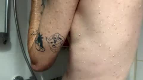 Snapshot of mitchelletbella chatting on November 2, 4:20 pm MitchellBWC online show from November 2, 4:20 pm