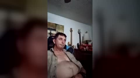 Snapshot of mitchnails69 chatting on July 13, 10:51 am BobbyMitchGa online show from July 13, 10:51 am