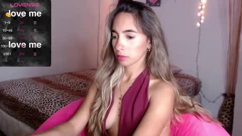 Snapshot of mitchwilson1 chatting on October 22, 10:31 pm mitchwilson1 online show from October 22, 10:31 pm