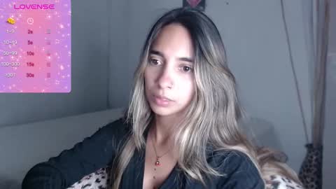 Snapshot of mitchwilson1 chatting on December 20, 12:29 am mitchwilson1 online show from December 20, 12:29 am