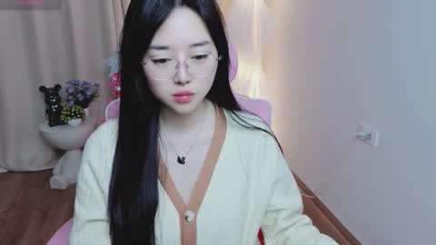 miu online show from December 20, 2:40 am