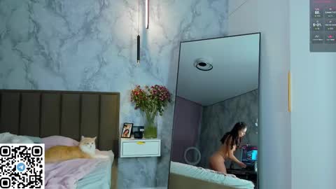 Snapshot of miumiumia chatting on October 22, 12:16 pm Mia 3 online show from October 22, 12:16 pm