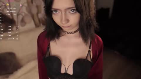 Yuka online show from October 18, 4:41 pm