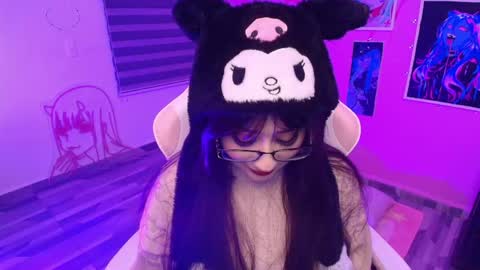 Snapshot of miwaviolet chatting on May 27, 3:58 am Miwa Violet online show from May 27, 3:58 am