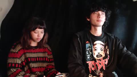 Snapshot of mixipeach chatting on March 4, 3:23 am Naomi and Nekorii online show from March 4, 3:23 am