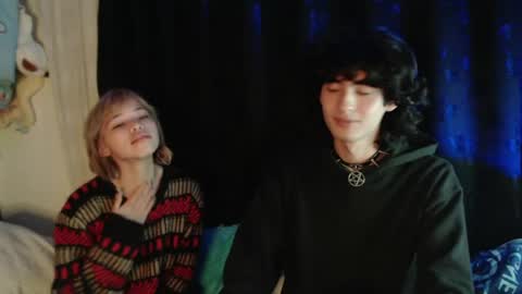 Snapshot of mixipeach chatting on May 16, 4:09 am Naomi and Nekorii online show from May 16, 4:09 am