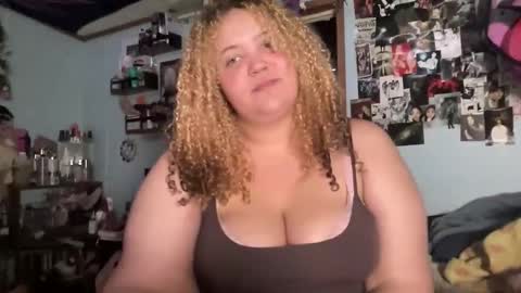 mixxedgoodness222 online show from February 11, 3:44 am