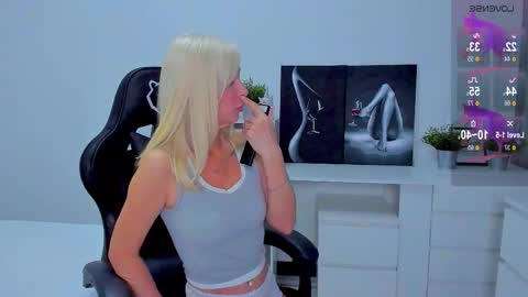 Miya online show from January 10, 4:53 pm