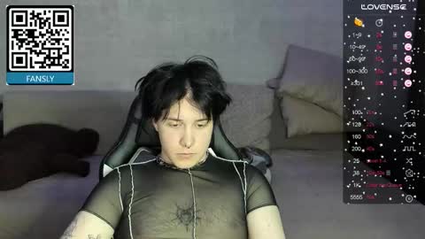 MeowMiku online show from September 29, 6:13 pm