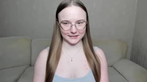 Miya online show from December 14, 5:25 pm