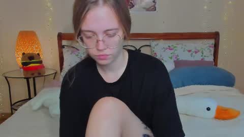 Miya online show from July 18, 1:43 am
