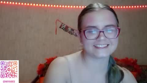 Milana online show from November 28, 5:15 pm