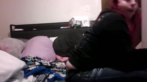 miztrezk online show from January 17, 2:27 am