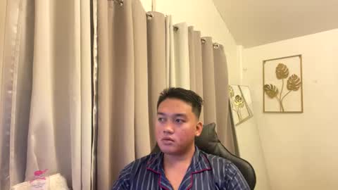 Snapshot of mj_xx7828 chatting on April 6, 3:35 pm Michole Jay online show from April 6, 3:35 pm