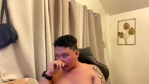 Snapshot of mj_xx7828 chatting on May 6, 2:00 pm Michole Jay online show from May 6, 2:00 pm