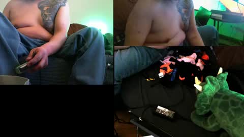mjrigo4513 online show from December 28, 7:11 am