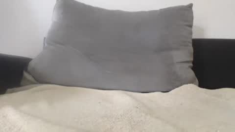 mlkjh49 online show from October 21, 1:12 pm