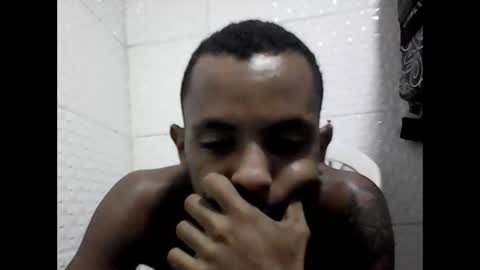 Snapshot of mlkmachodominador chatting on February 26, 9:58 pm mlkmachodominador online show from February 26, 9:58 pm