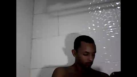Snapshot of mlkmachodominador chatting on February 28, 7:14 pm mlkmachodominador online show from February 28, 7:14 pm