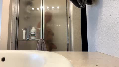 mmartinez7 online show from November 1, 8:00 pm