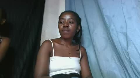 Snapshot of mmerela chatting on March 5, 4:47 pm mmerela online show from March 5, 4:47 pm