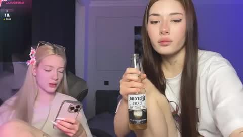 alice and ray online show from March 22, 10:02 pm