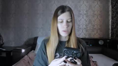 Lili online show from November 23, 10:26 am