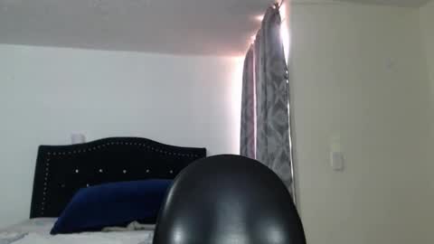 Snapshot of mmm_maryana1 chatting on April 22, 6:42 pm mmm_maryana1 online show from April 22, 6:42 pm