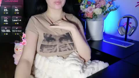 mmm_sweety_kitty online show from February 4, 11:42 pm