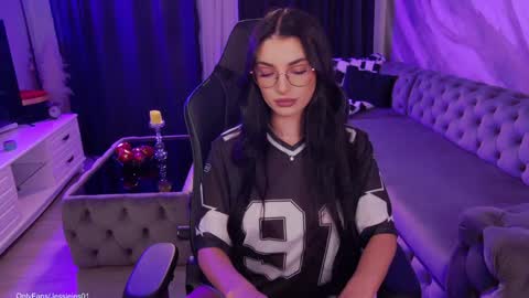 Snapshot of mmmaaa1234 chatting on November 15, 12:19 am Jessie online show from November 15, 12:19 am